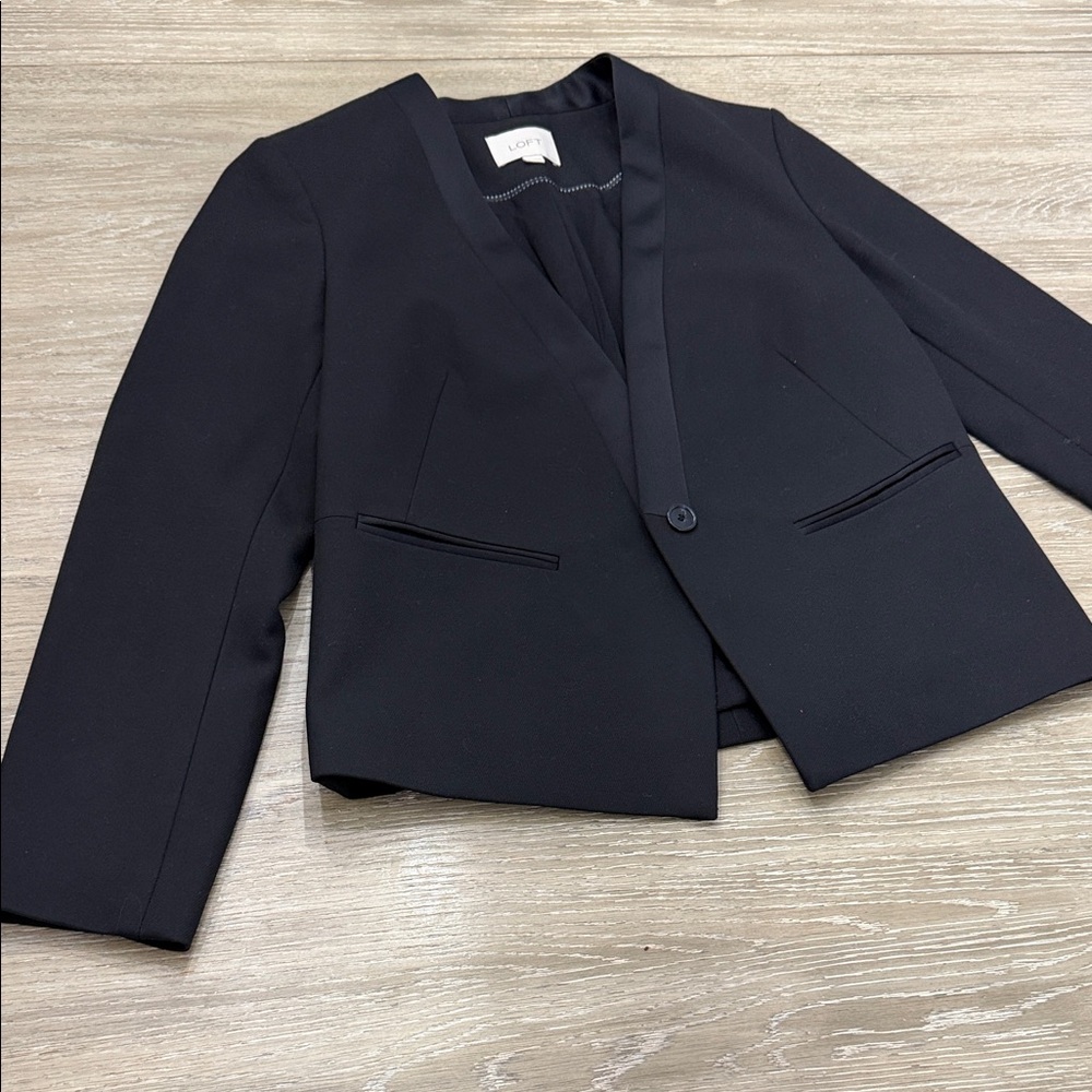 LOFT Black Cropped Open Blazer with Single Button